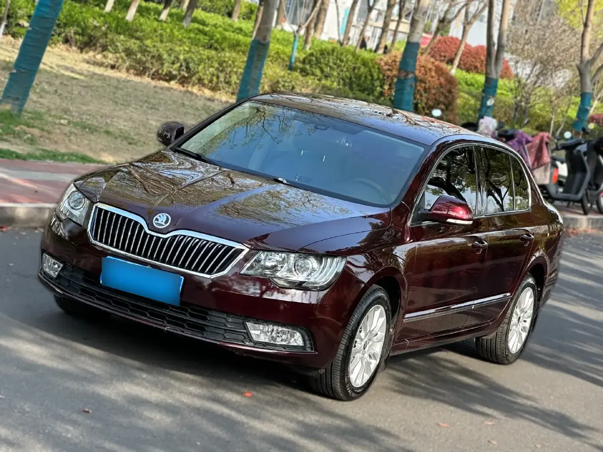 2013 Skoda Superb 1.8T 160HP L4 6AT