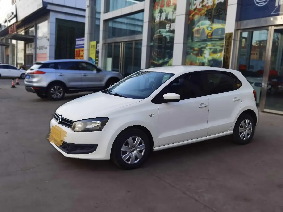 2013 Volkswagen Polo 1.4L 86HP L4 5MT