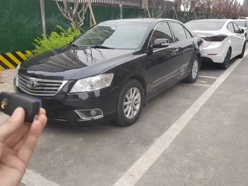 2013 Toyota Camry 2.0L 147HP L4 4AT