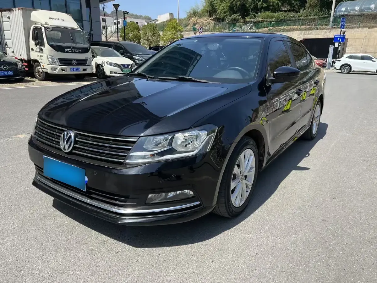2017 Volkswagen Lavida 1.4T 131HP L4 7DCT