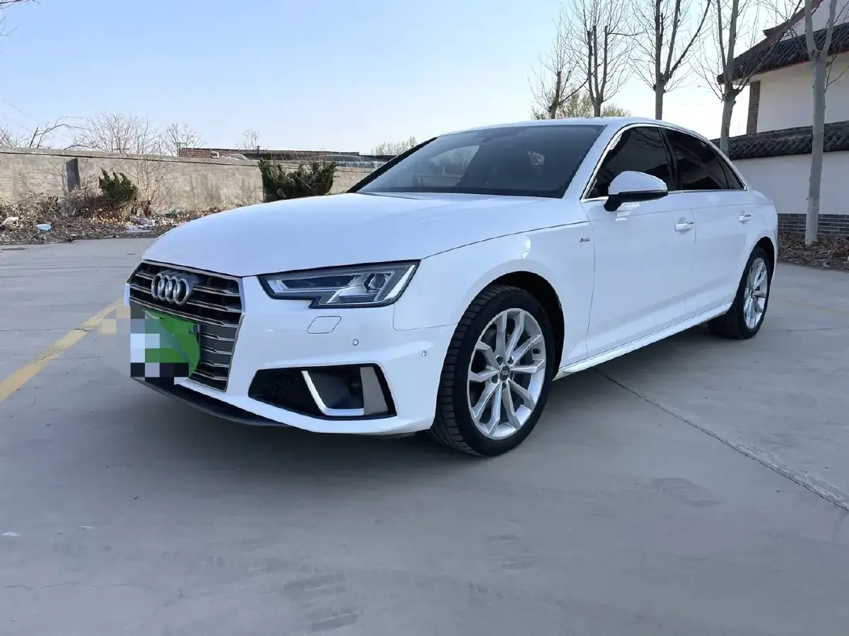 2019 Audi A4L 2.0T 190HP L4 7DCT