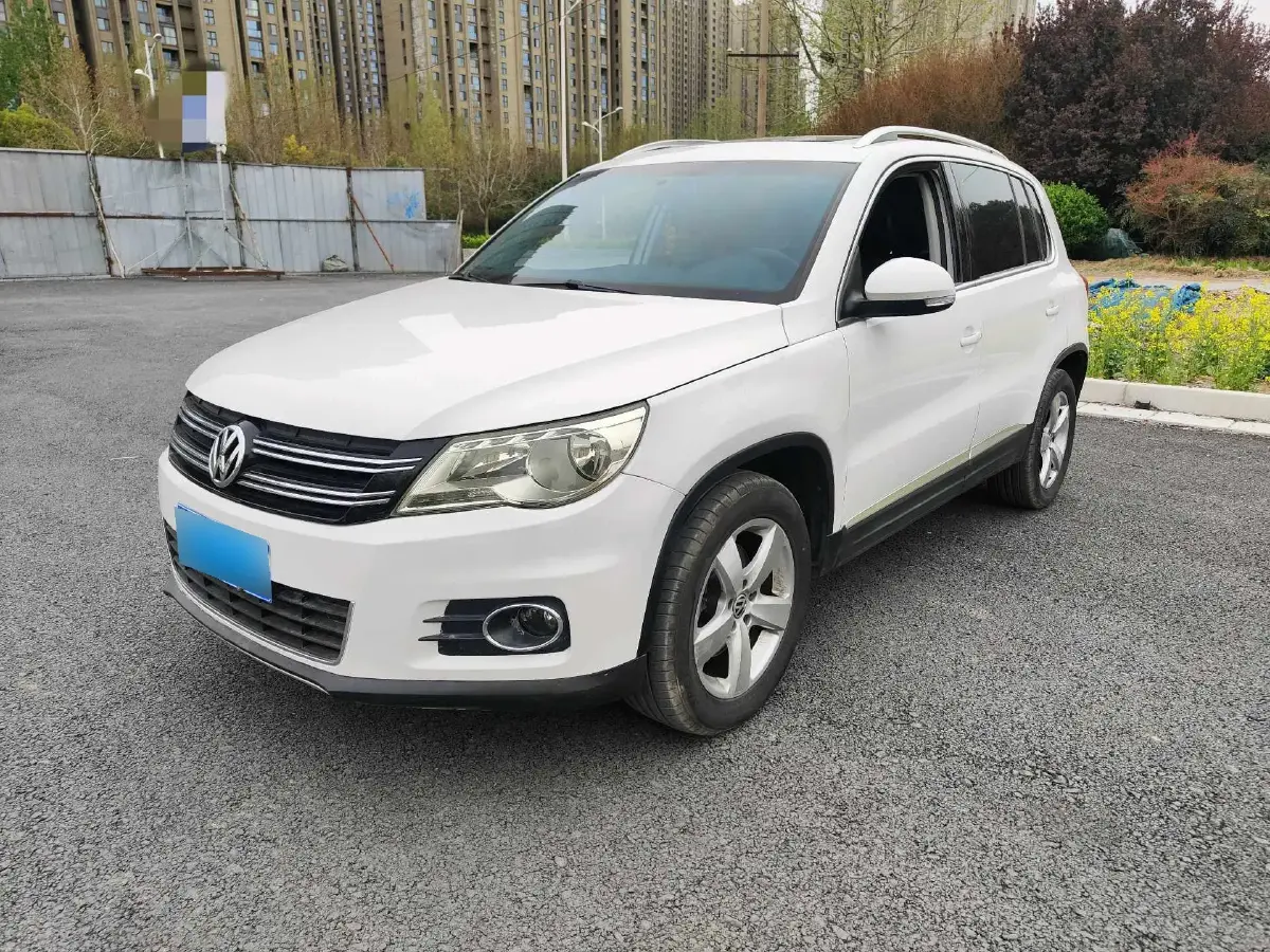2012 Volkswagen Tiguan 1.8T 160HP L4 6AT
