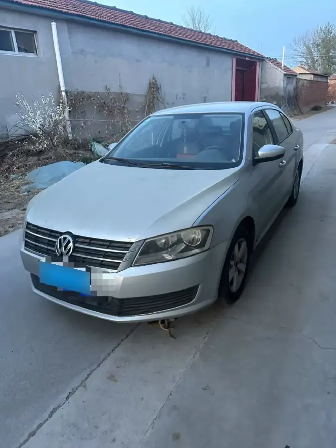 2013 Volkswagen Lavida 1.6L 110HP L4 5MT