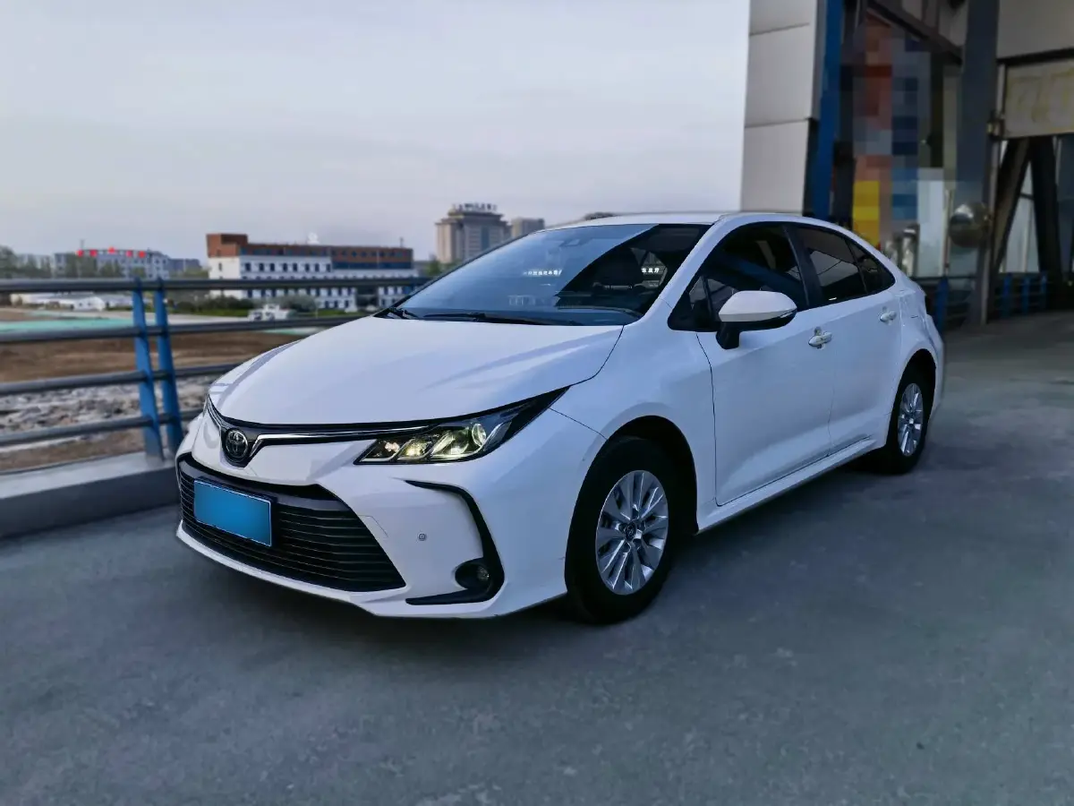 2019 Toyota Corolla 1.2T 116HP L4 CVT