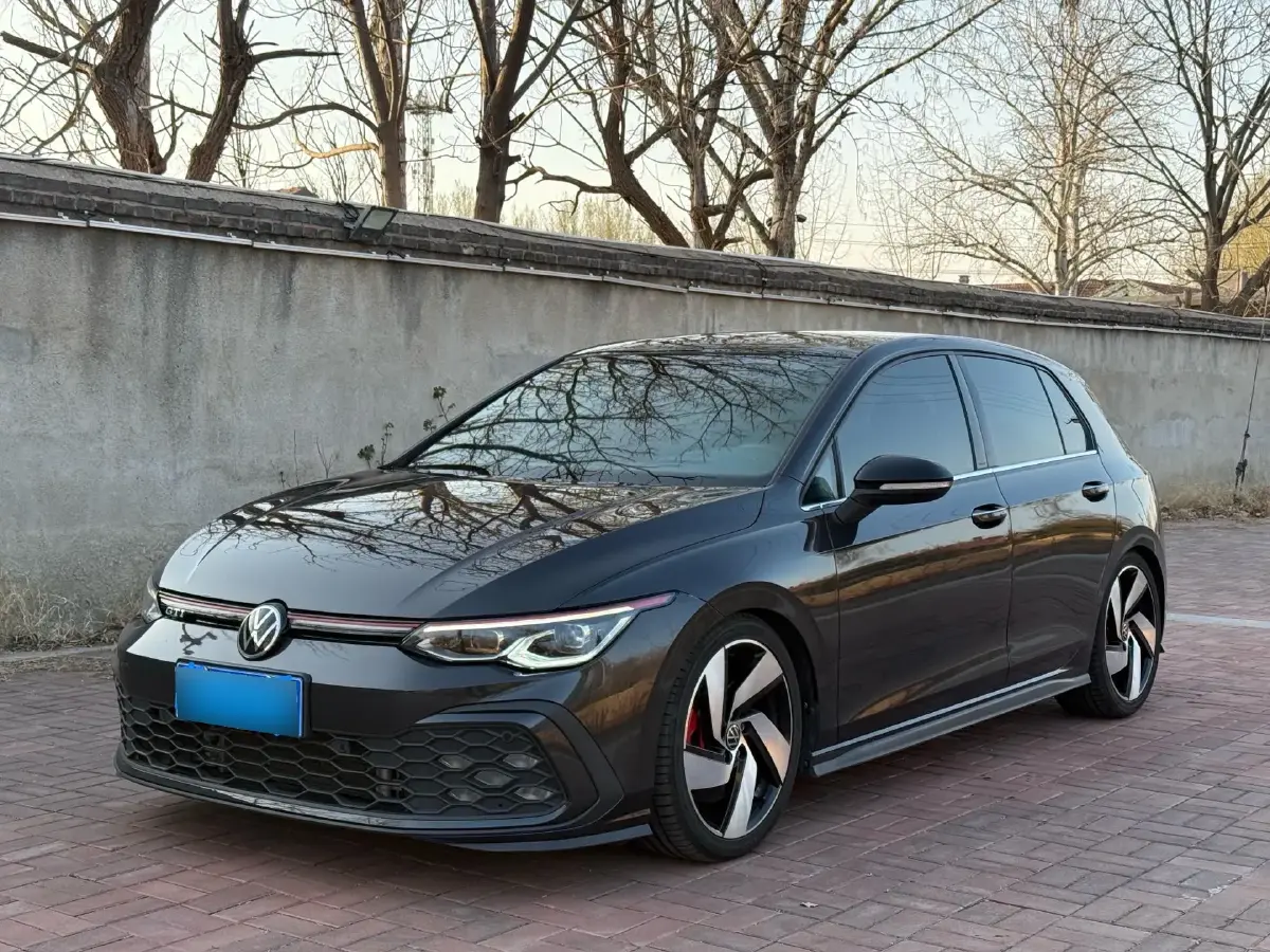 2021 Volkswagen GolfGTI 2.0T 220HP L4 7DCT