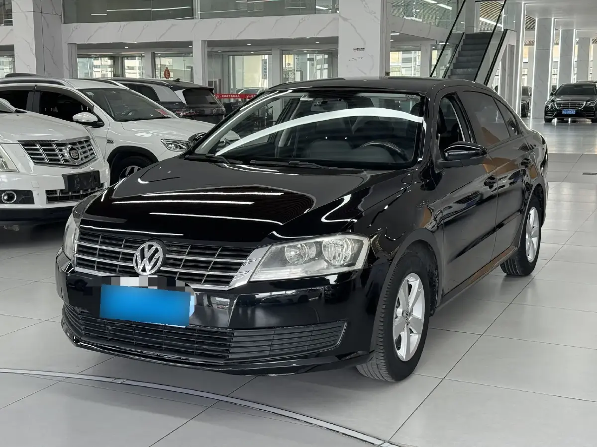 2013 Volkswagen Lavida 1.6L 110HP L4 5MT