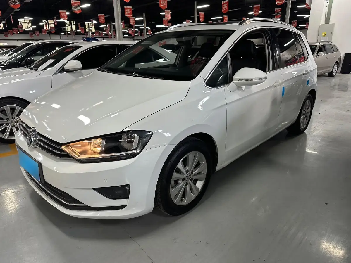 2018 Volkswagen Golf Sportsvan 1.4T 131HP L4 7DCT