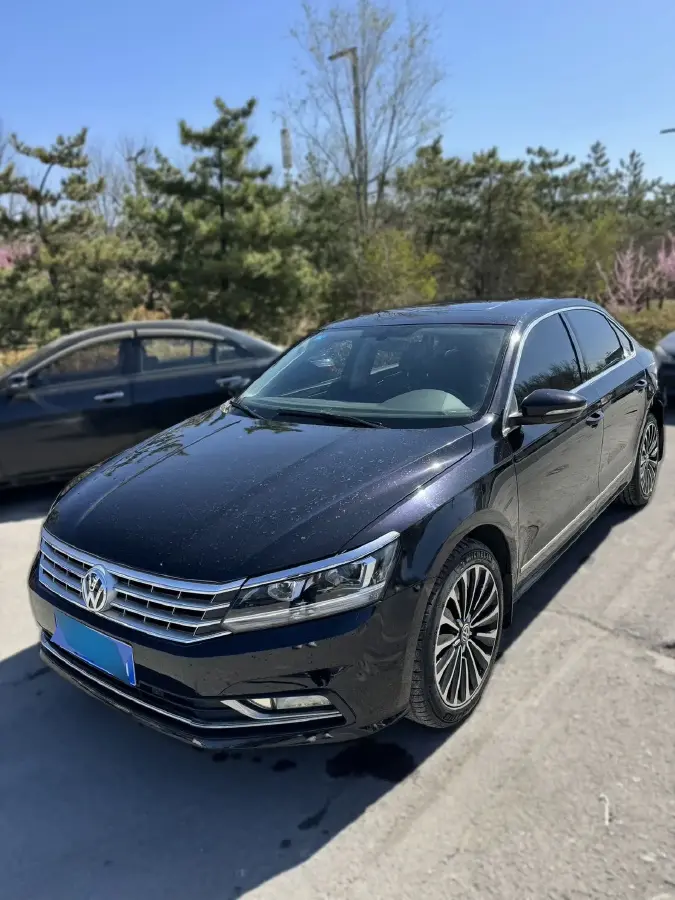 2016 Volkswagen Passat 1.8T 180HP L4 7DCT