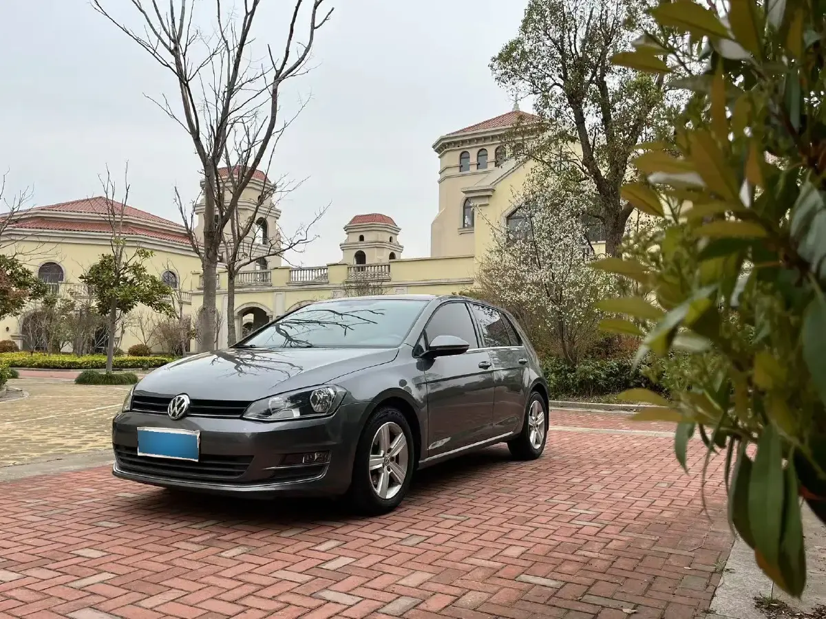 2015 Volkswagen Golf 1.4T 131HP L4 5MT
