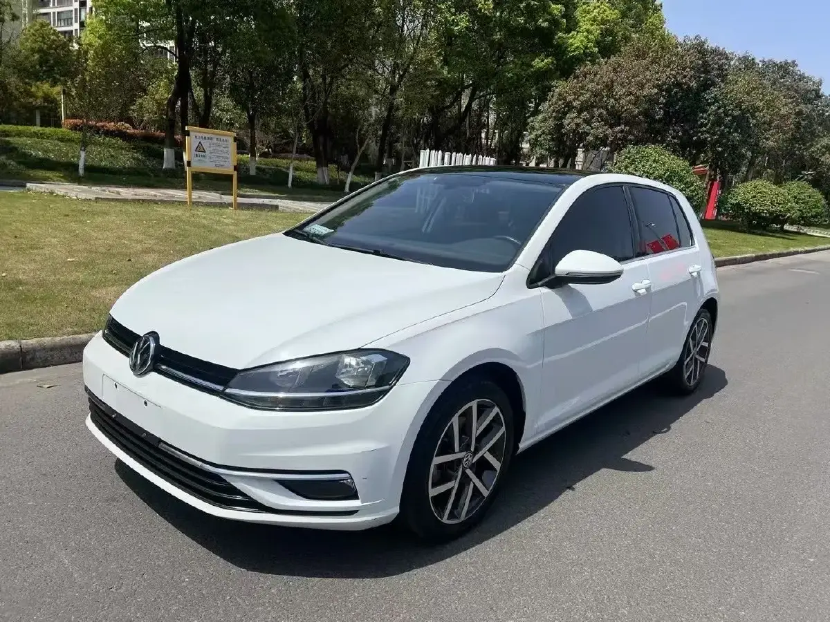 2020 Volkswagen Golf 1.4T 150HP L4 7DCT