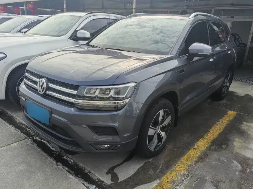 2021 Volkswagen Tharu 1.4T 150HP L4 7DCT
