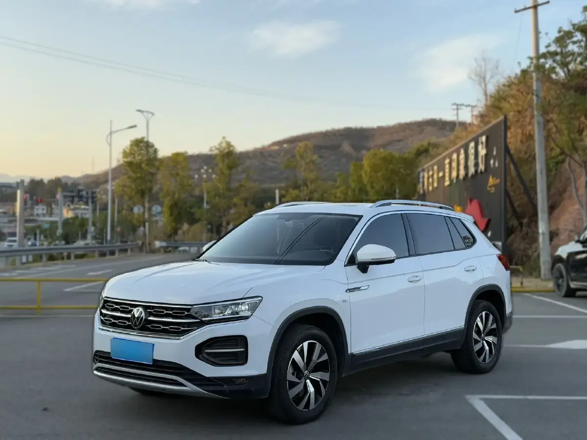 2021 Volkswagen Tayron 2.0T 186HP L4 7DCT