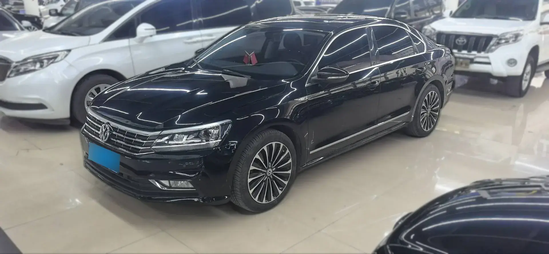 2017 Volkswagen Passat 1.8T 180HP L4 7DCT