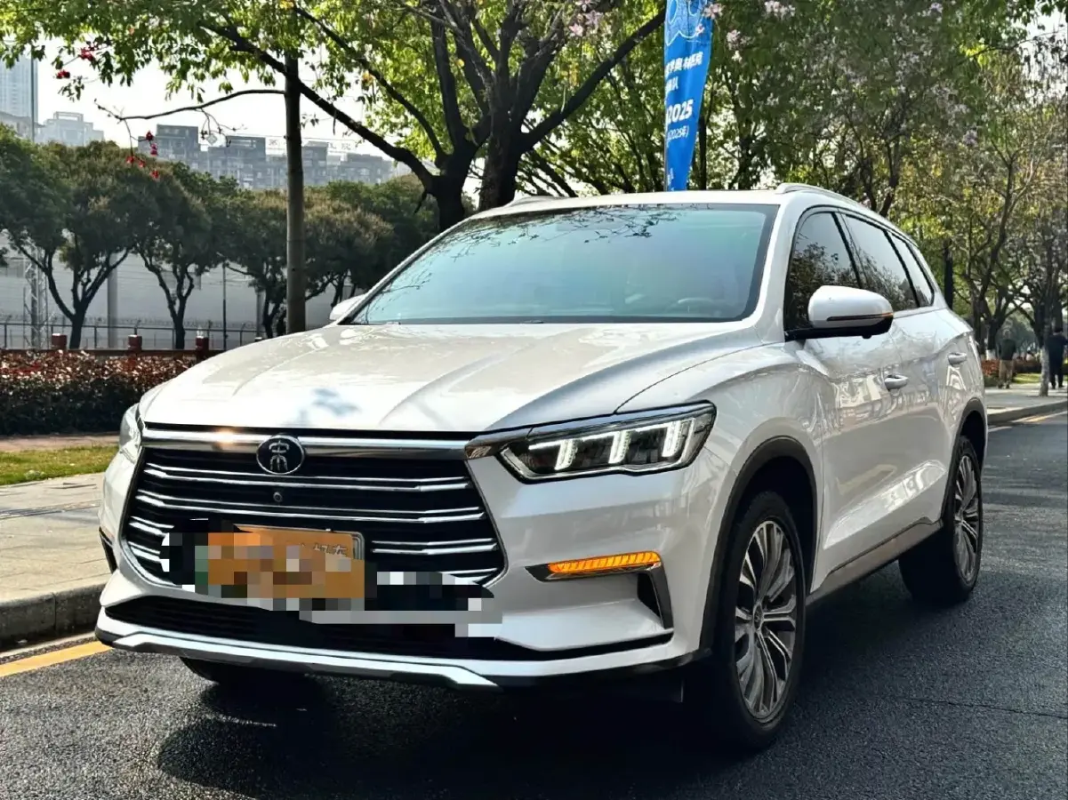 2019 BYD Song Pro 1.5T 160HP L4 6DCT PHEV 15.7KWH