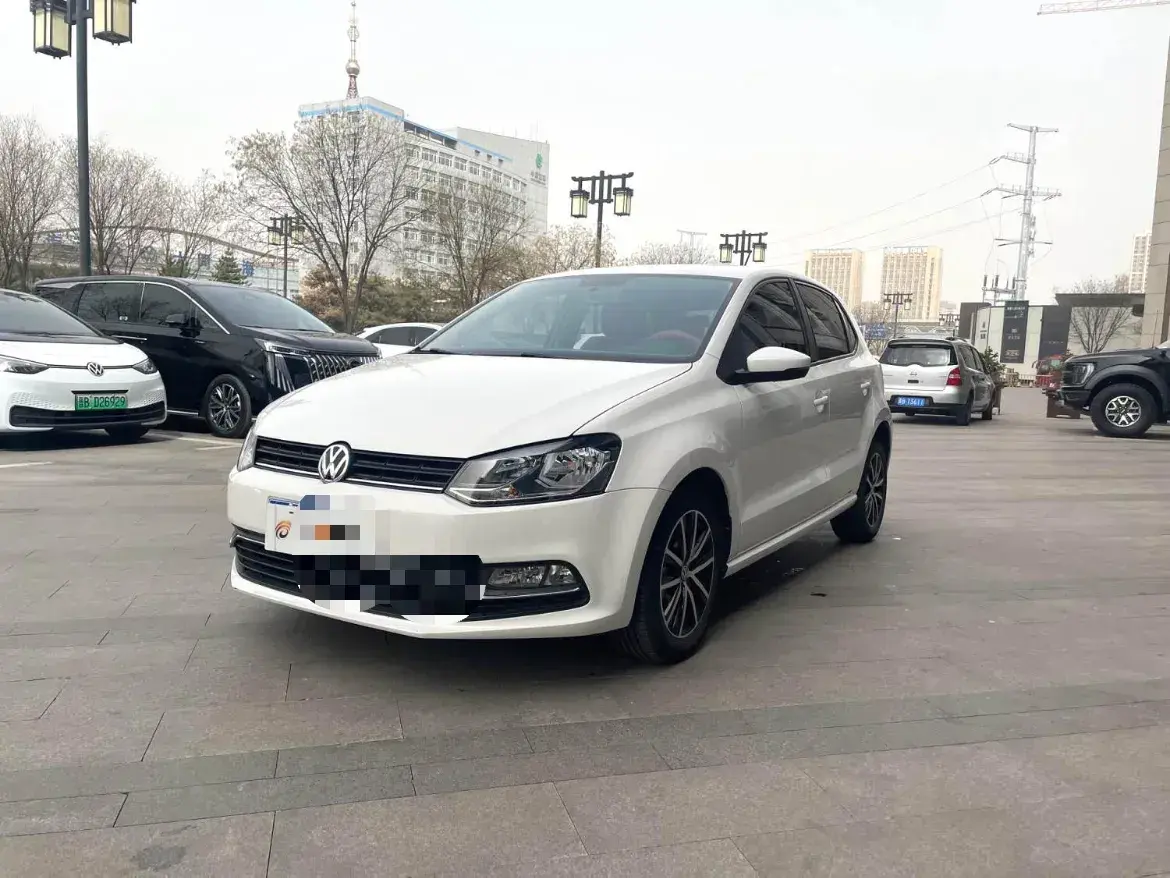 2018 Volkswagen Polo 1.5L 110HP L4 6AT
