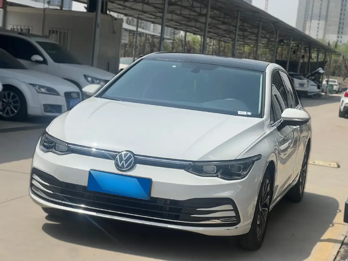 2023 Volkswagen Golf 1.4T 150HP L4 7DCT