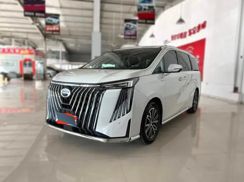 2023 GAC Trumpchi M8 2.0T 252HP L4 8AT