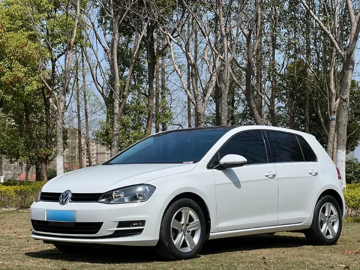 2015 Volkswagen Golf 1.4T 131HP L4 7DCT