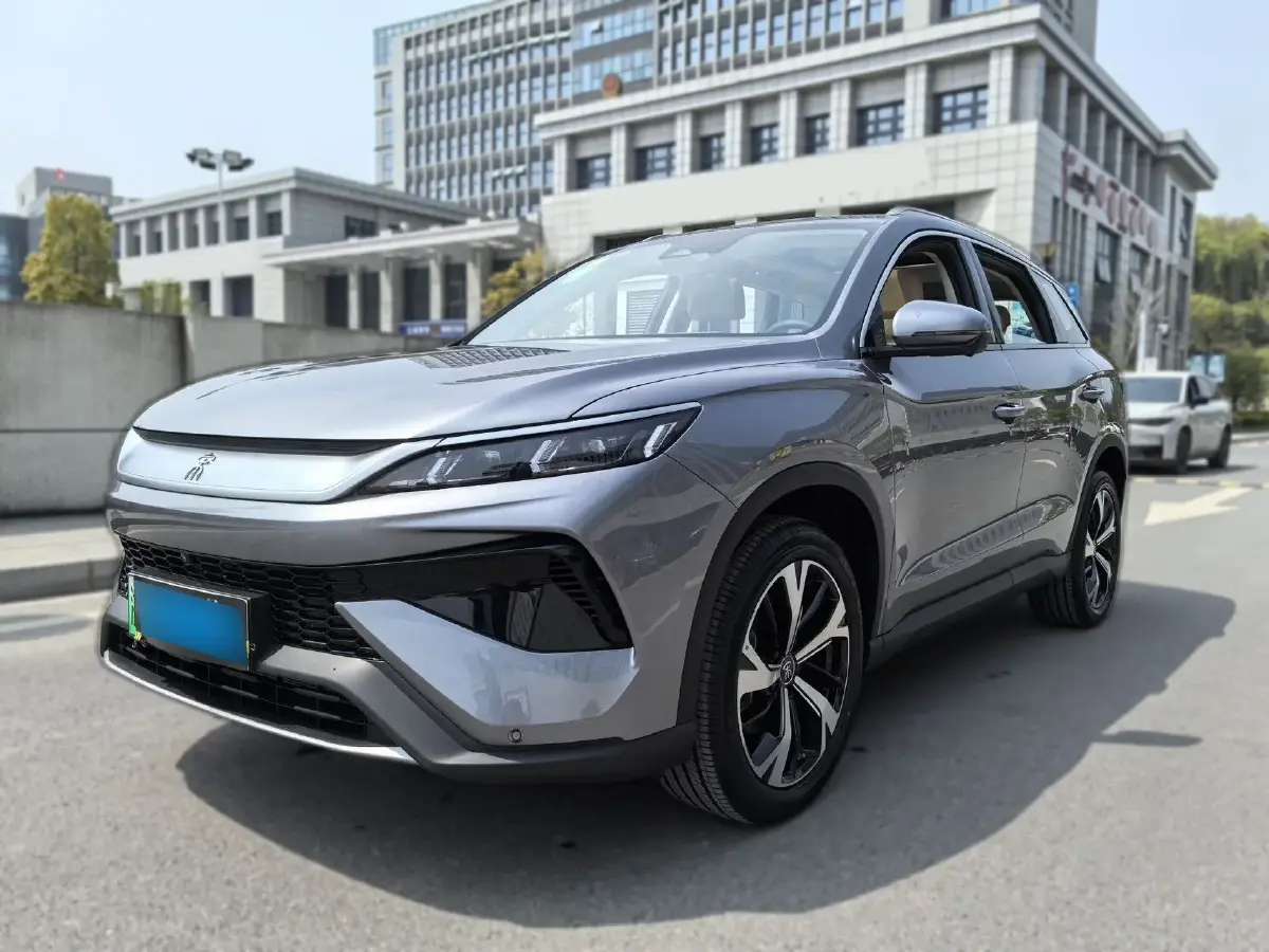 2025 BYD Song Pro 1.5L 101HP L4 E-CVT PHEV 18.3KWH