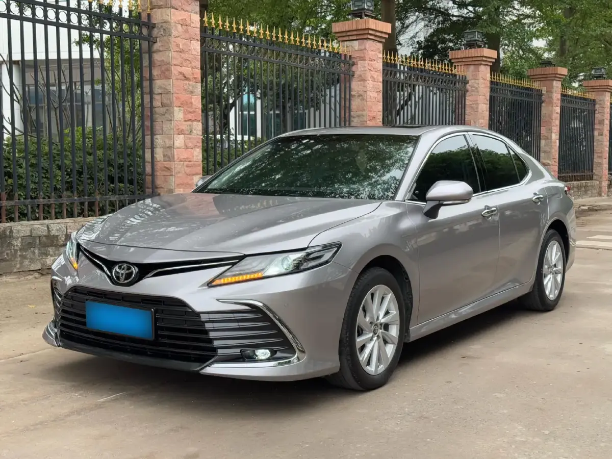 2021 Toyota Camry 2.0L 178HP L4 CVT
