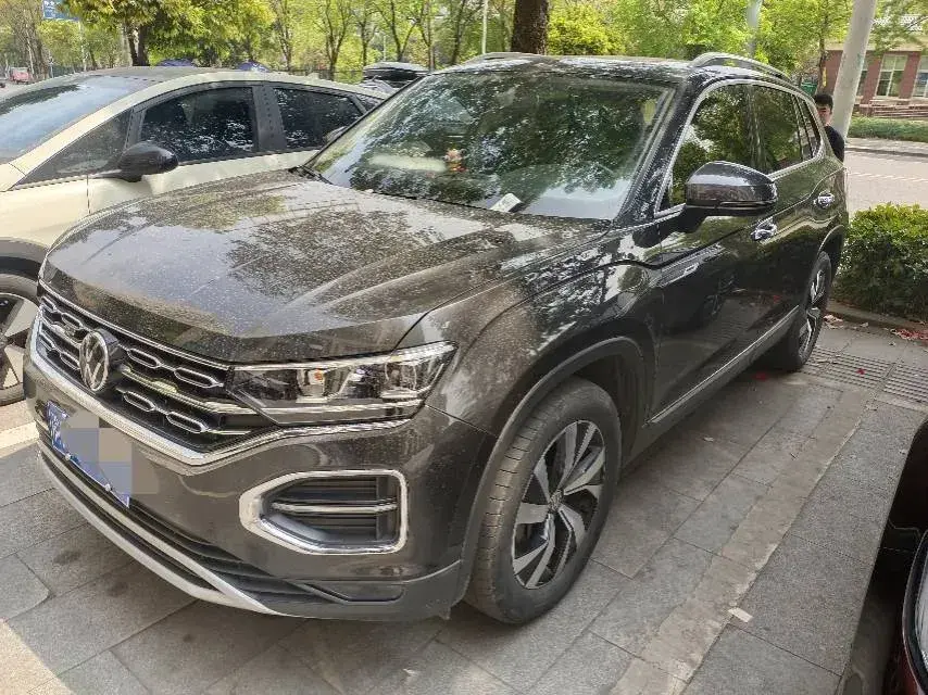 2020 Volkswagen Tayron 2.0T 186HP L4 7DCT