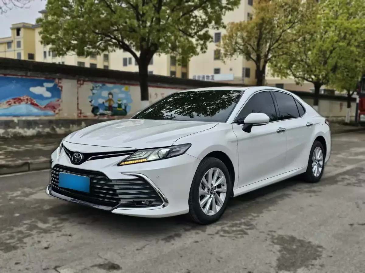 2023 Toyota Camry 2.0L 177HP L4 CVT