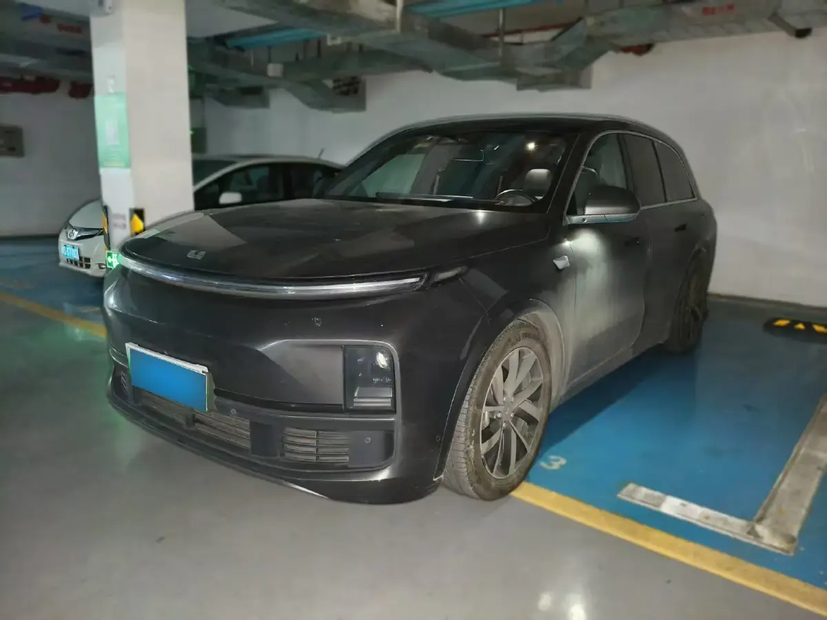 2023 Li L8 Range Extended 154HP REEV 40.9KWH