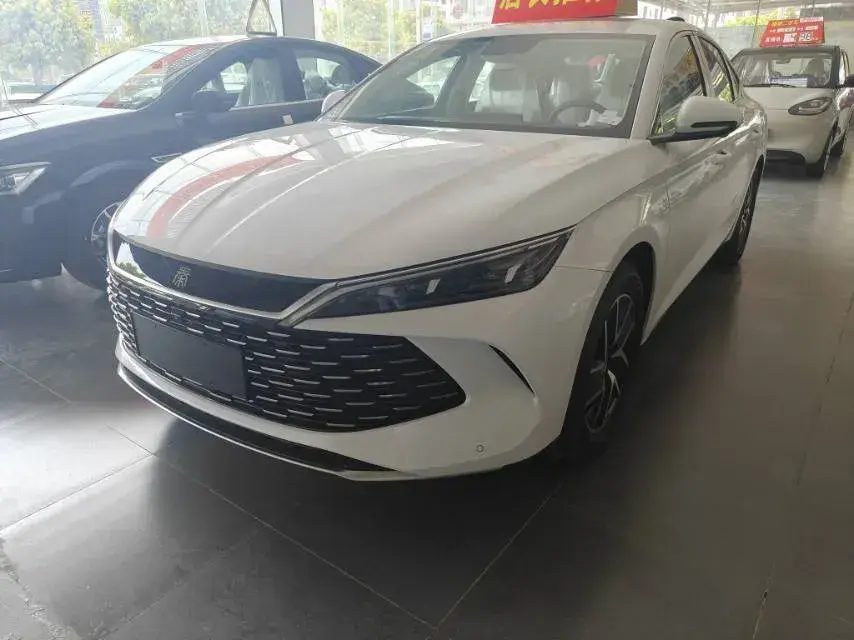 2024 BYD QinL 1.5L 101HP L4 E-CVT PHEV 15.87KWH