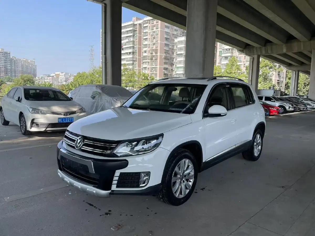 2013 Volkswagen Tiguan 1.8T 160HP L4 6AT