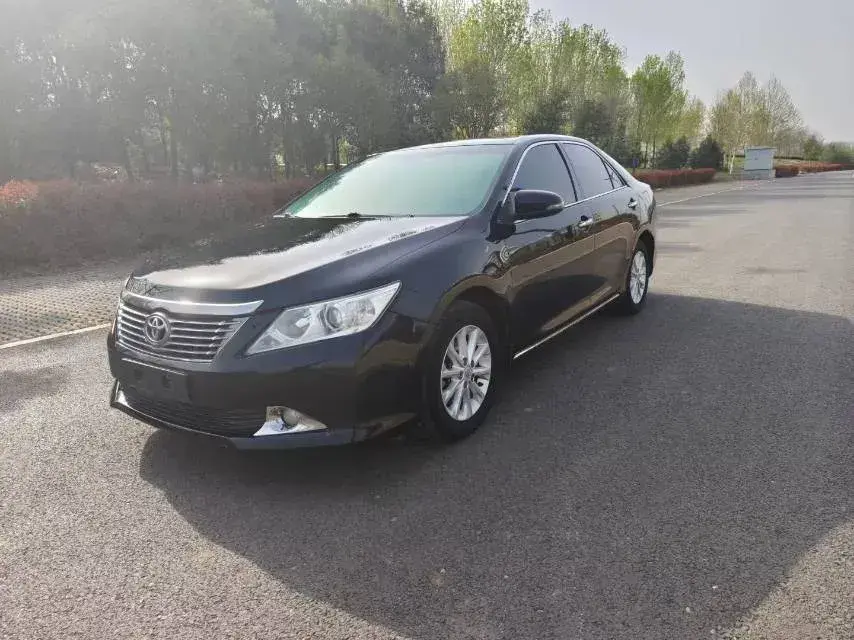 2013 Toyota Camry 2.0L 148HP L4 4AT