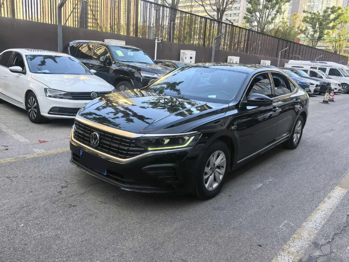 2022 Volkswagen Passat 1.4T 150HP L4 7DCT