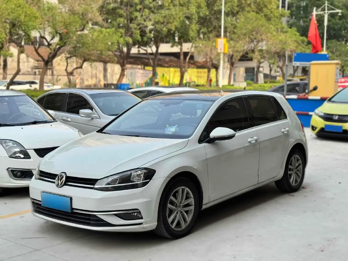 2018 Volkswagen Golf 1.4T 131HP L4 5MT