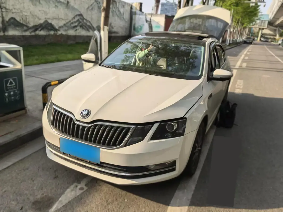 2018 Skoda Octavia 1.2T 116HP L4 7DCT