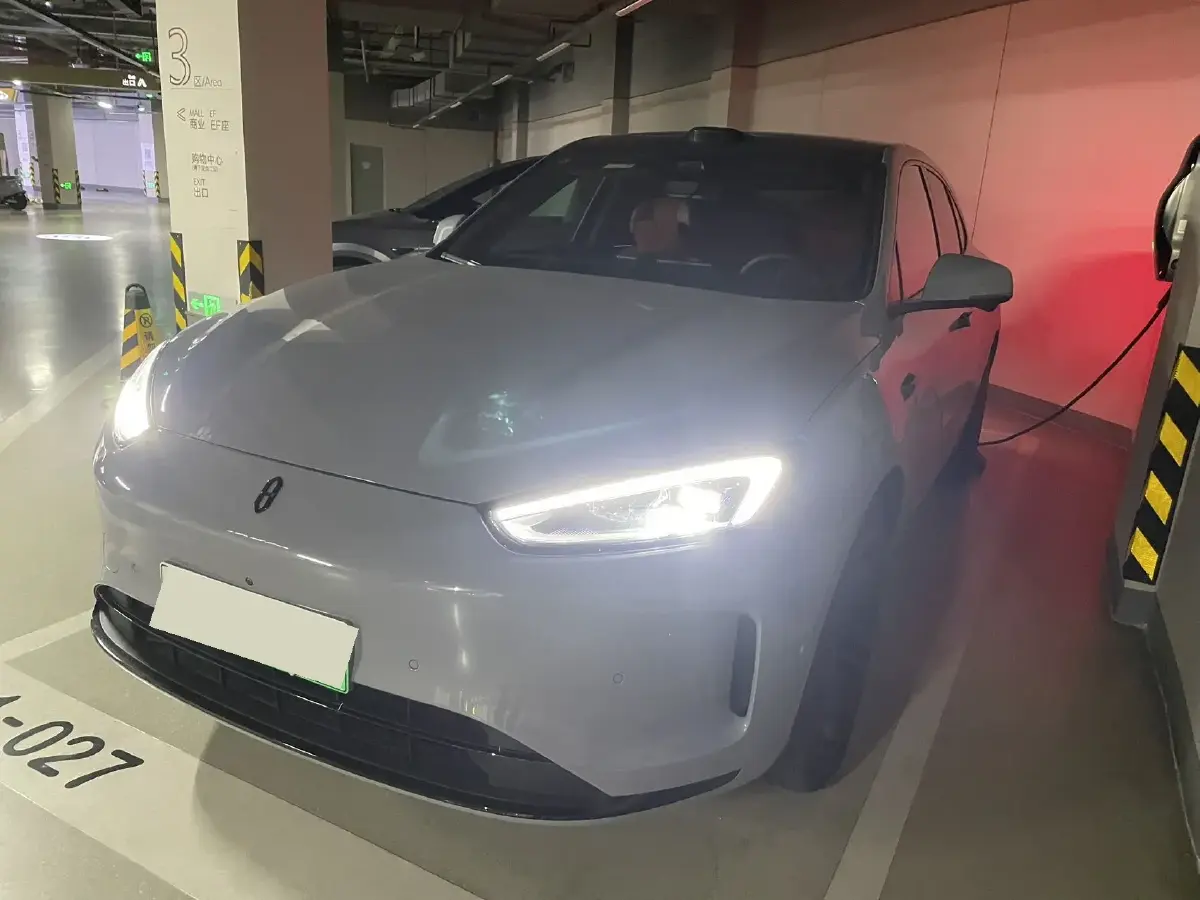 2024 HIMA AITO M5 1.5T 152HP L4 REEV 42KWH