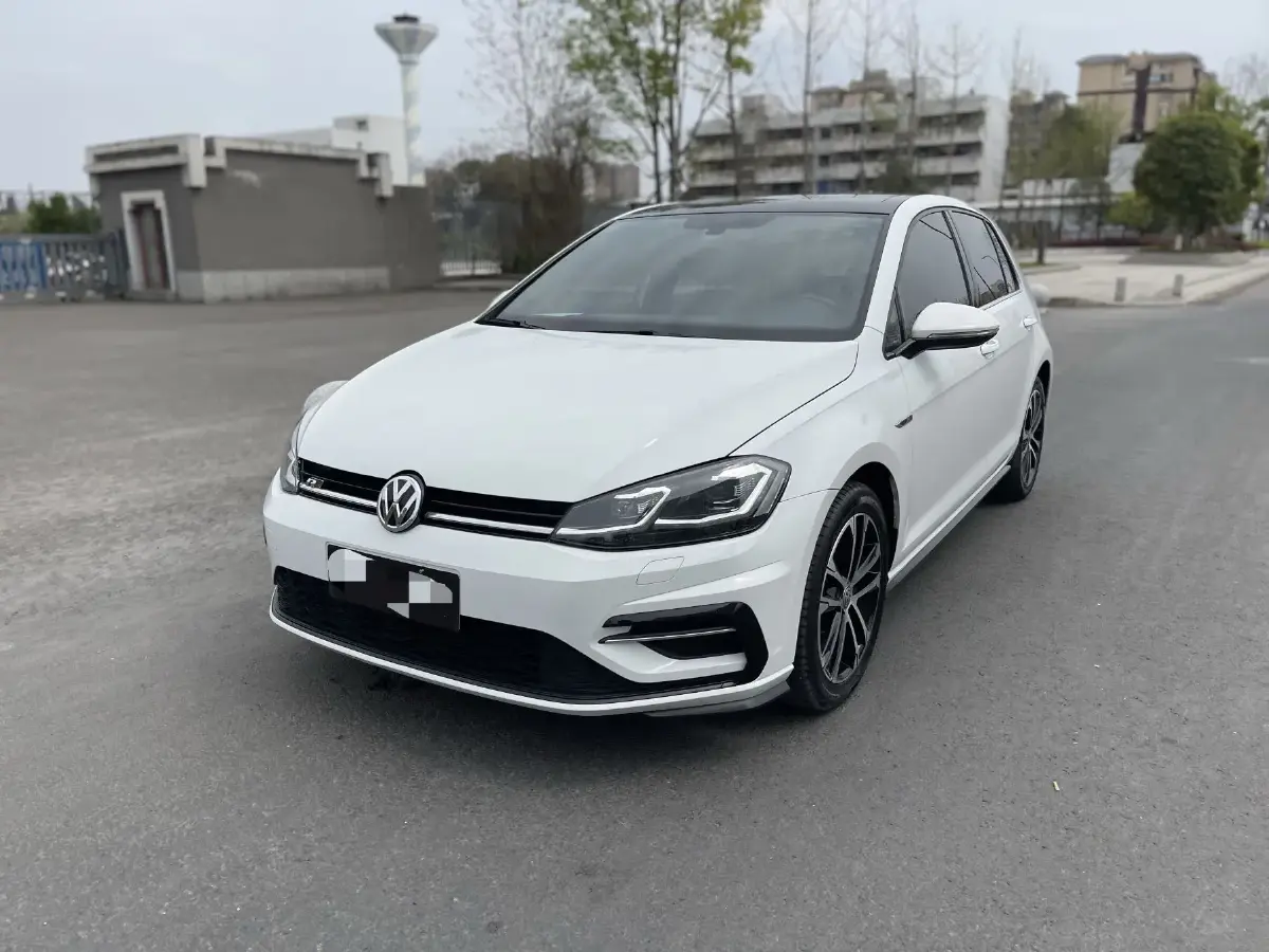 2018 Volkswagen Golf 1.4T 150HP L4 7DCT