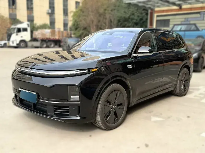 2023 Li L7 Range Extended 154HP REEV 40.9KWH