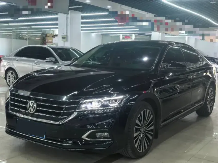 2019 Volkswagen Passat 2.0T 186HP L4 7DCT