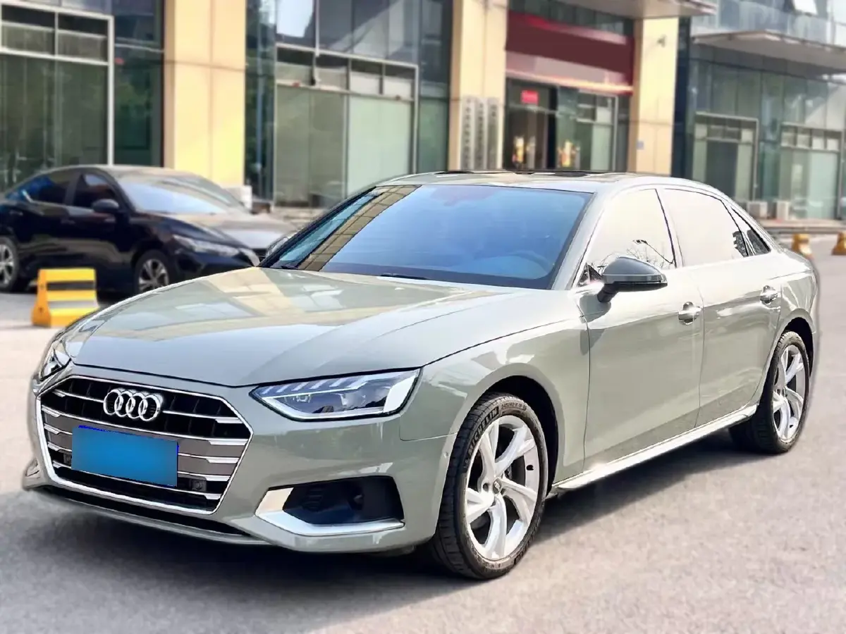 2020 Audi A4L 2.0T 190HP L4 7DCT