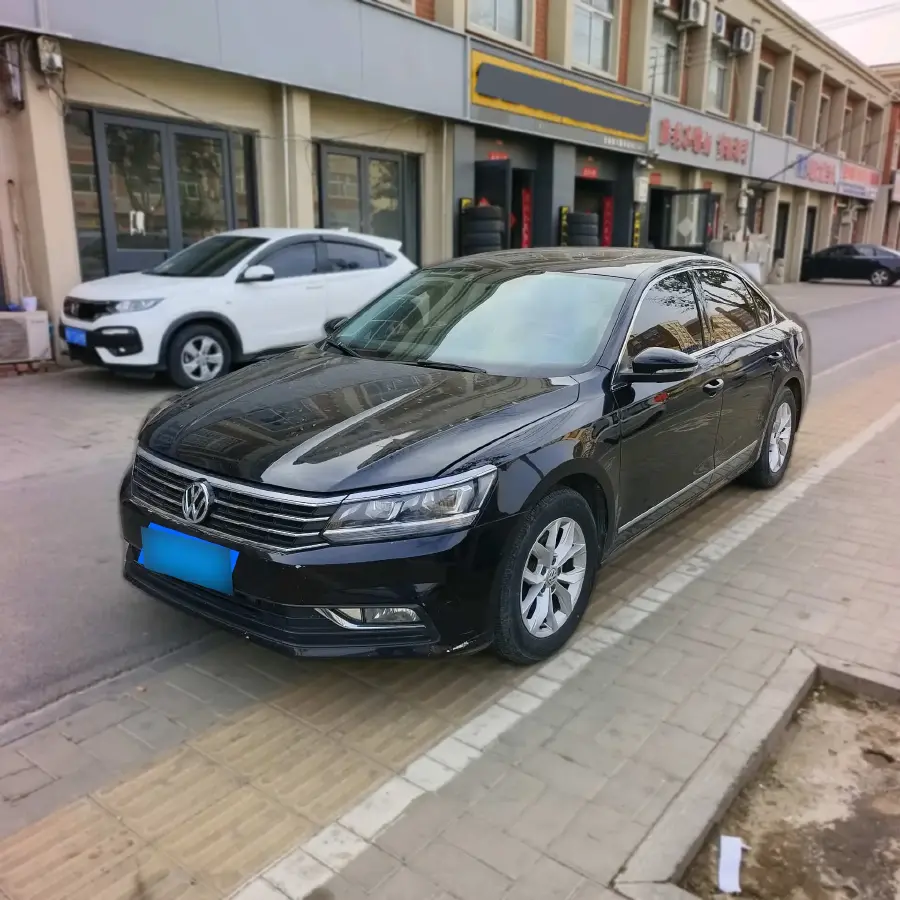 2017 Volkswagen Passat 1.4T 150HP L4 7DCT