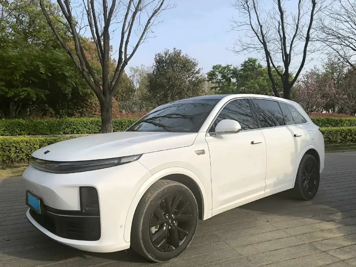 2023 Li L7 Range Extended 154HP REEV 40.9KWH