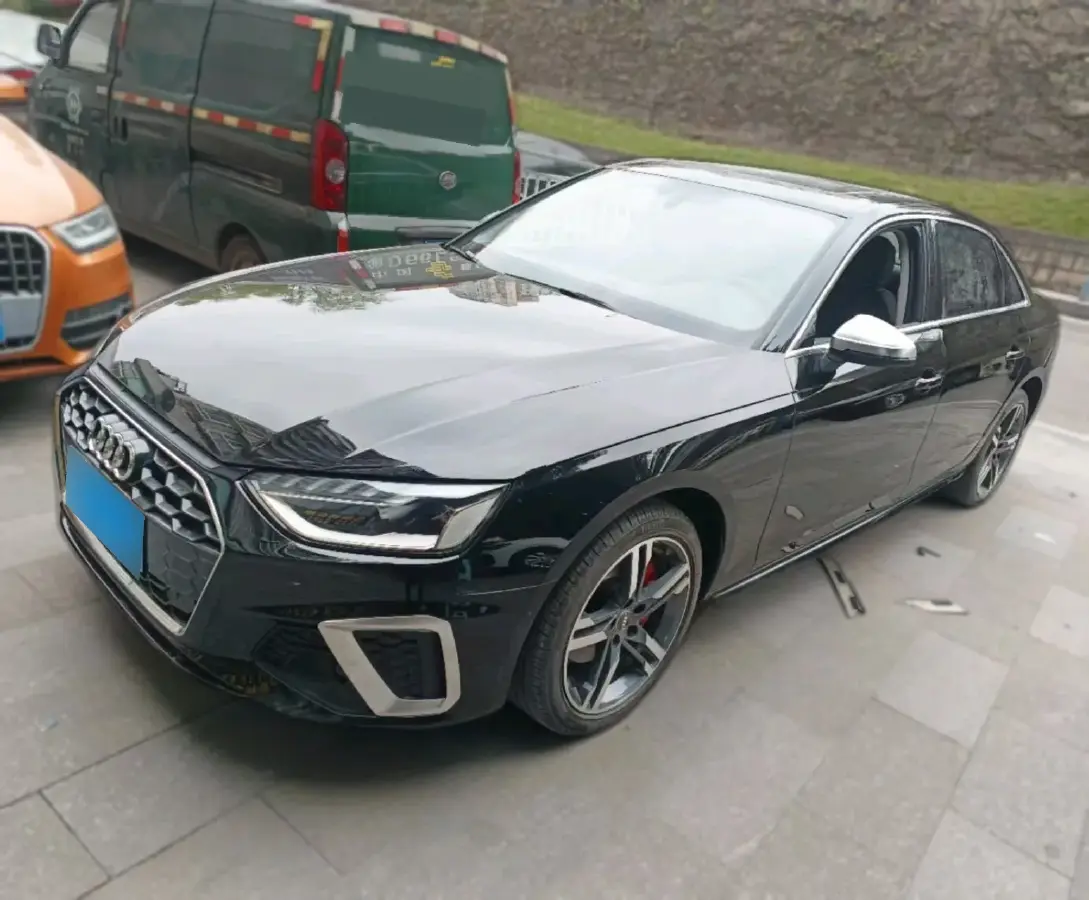 2020 Audi A4L 2.0T 190HP L4 7DCT