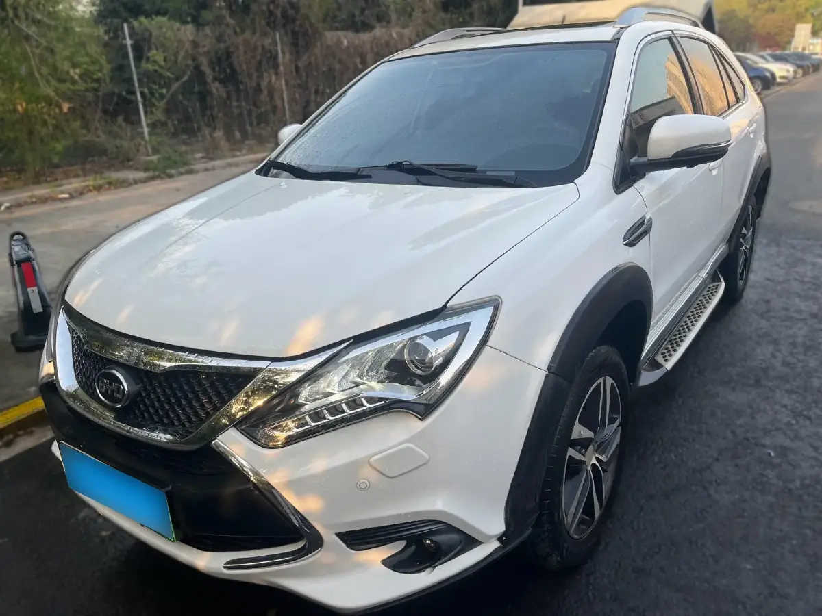 2015 BYD Tang 2.0T 205HP L4 6DCT PHEV