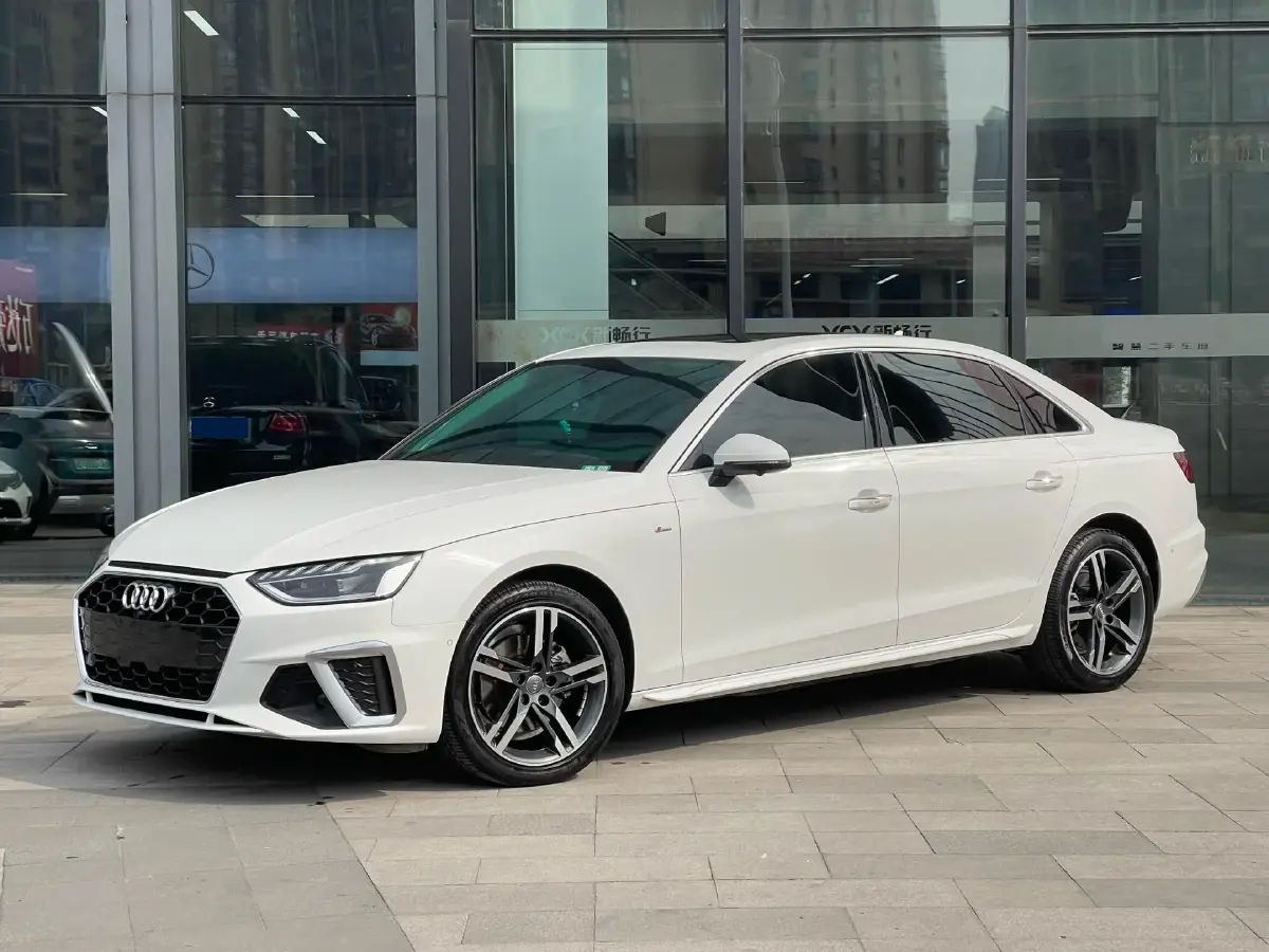 2020 Audi A4L 2.0T 190HP L4 7DCT