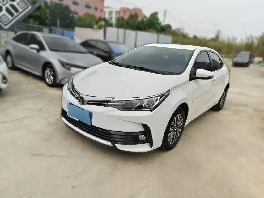 2018 Toyota Corolla 1.2T 116HP L4 CVT