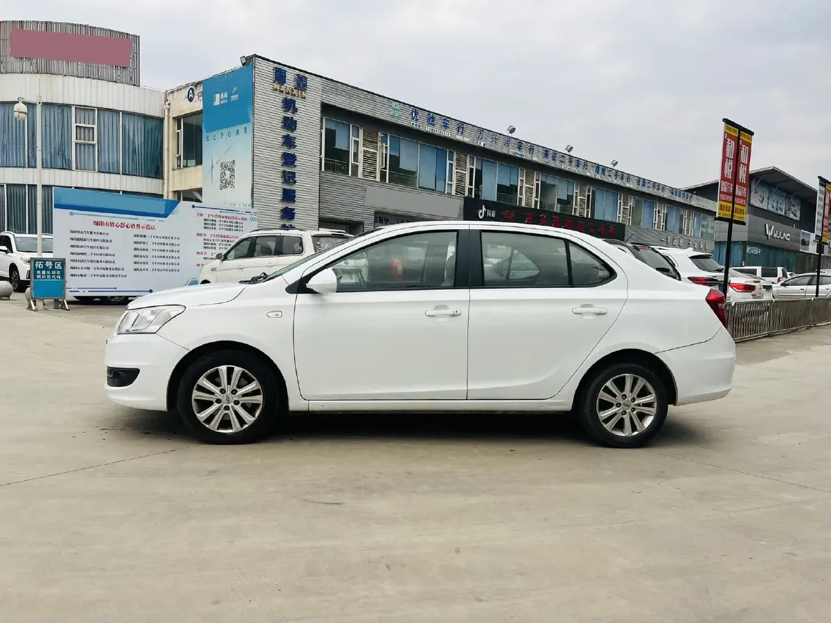2013 Chery E3 1.5L 109HP L4 5MT,autocango,china used car exporter,china ev exporter,chinese used car exporter,chinese used ev exporter