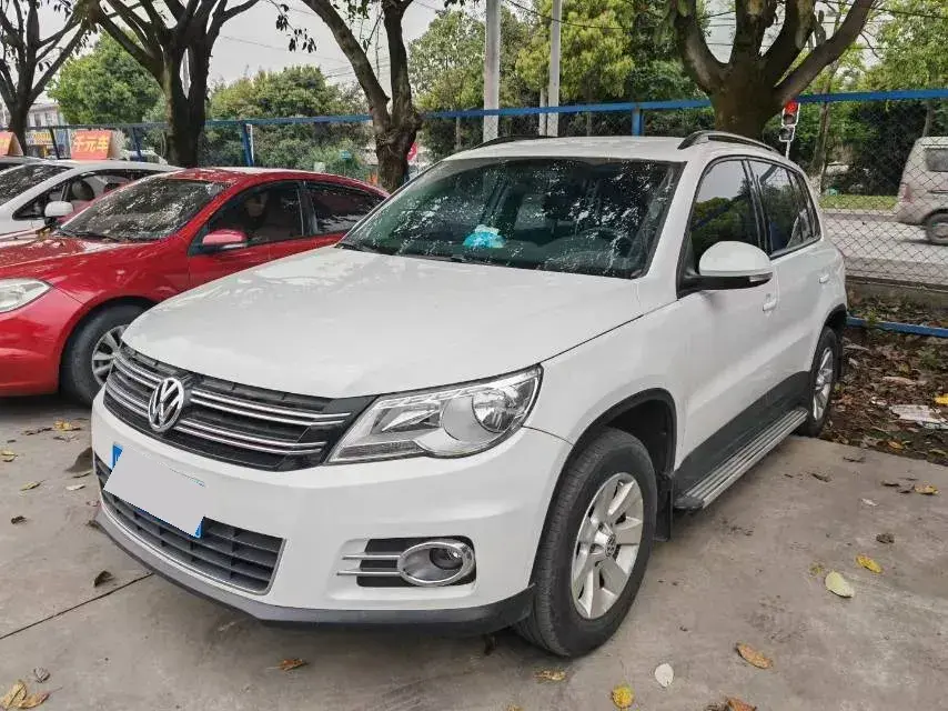 2010 Volkswagen Tiguan 1.8T 160HP L4 6MT