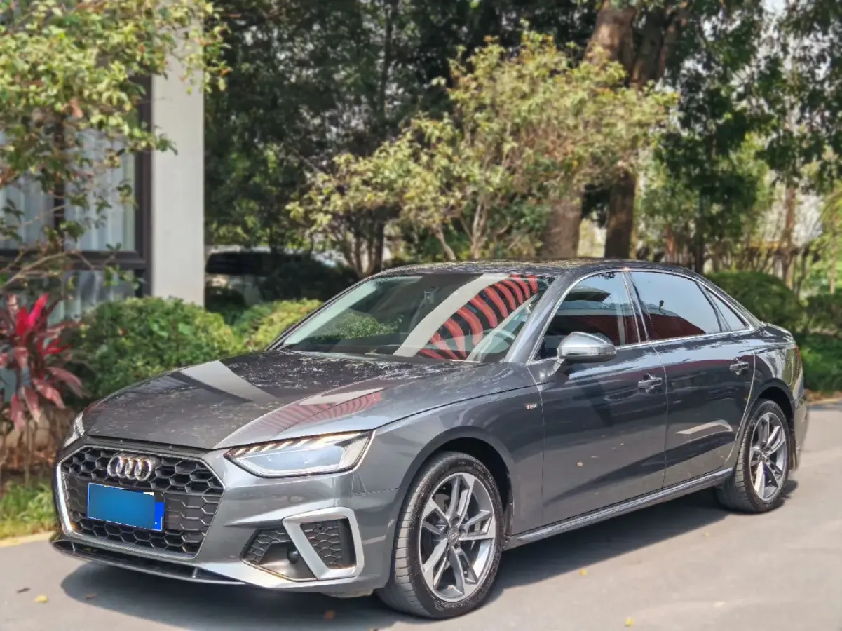 2020 Audi A4L 2.0T 150HP L4 7DCT