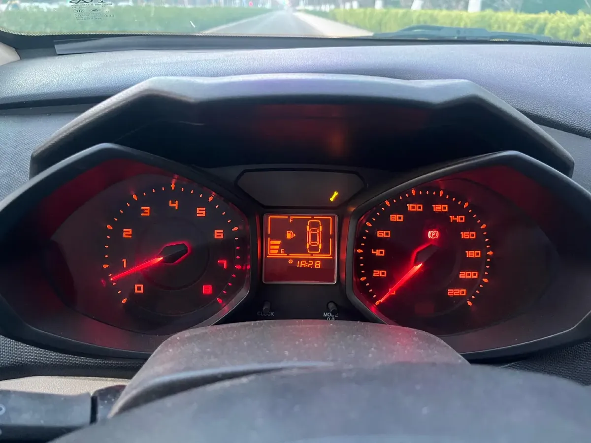 2016 Chery Fulwin 2 1.5L 109HP L4 5MT,autocango,china used car exporter,china ev exporter,chinese used car exporter,chinese used ev exporter