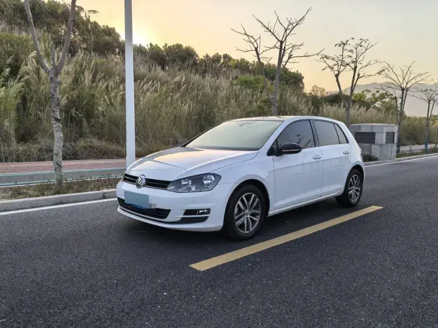 2017 Volkswagen Golf 1.4T 131HP L4 7DCT