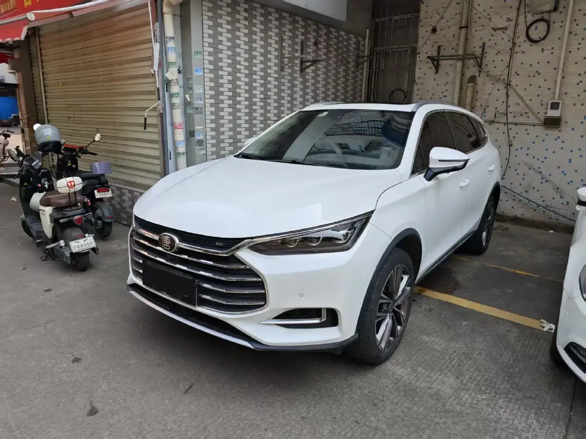 2018 BYD Tang 2.0T 205HP L4 6AT
